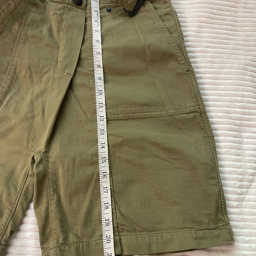 Zara Olive Green Cargo Shorts with Belt - Picture 7 of 7